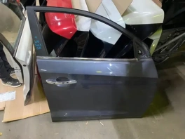 Дверь передняя правая Hyundai Tucson TL OEM 76004-D3001