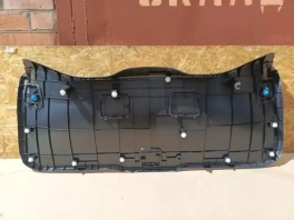 обшивка багажника toyota chr 2020 задняя oem 64780-f4010-c0 общий вид