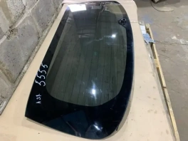Оригинальное стекло двери багажника Mitsubishi ASX GA с маркировкой OEM 6203A638