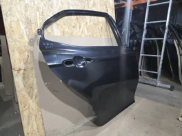 задняя правая дверь Toyota Camry 70 XV70 67003-33270 общий вид
