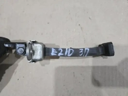 Ограничитель двери задний правый Toyota Corolla E210 2018- 68620-02C90 купить