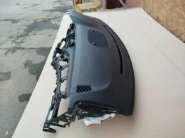 Торпедо Hyundai Tucson TL 84710-D3AB0-TRY состояние пластика