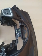 Торпедо Mazda 3 BM BHN1-60-350-02 в интерьере автомобиля