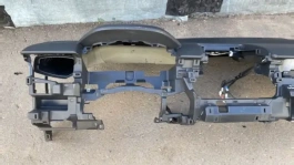 Панель приборов Toyota Corolla Cross 2021 б/у оригинал OEM 55450-02640 на столе осмотра