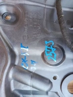 Дверная карта Mazda CX5 KF 2020 задняя правая OEM KB7W-72-97X на переднем плане склада