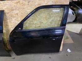 Передняя левая дверь Nissan Juke F15 H0101-BA6MA – внешний вид в трёх ракурсах