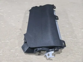 Подушка безопасности в колени toyota rav4 50 xa50 2018-  