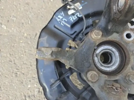 OEM 48068-48040 кулак поворотный Лексус RX 4 перед левая сторона