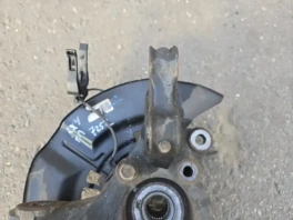 OEM 48068-48040 кулак поворотный Лексус RX 4 перед левая сторона
