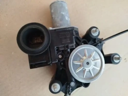 Стеклоподъемник передний правый Toyota RAV4 50 XA50 2018 б/у OEM: 69801-42070