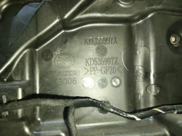 Дверная карта Mazda CX-5 1 KE 2015-2017 передняя левая OEM KD535997X