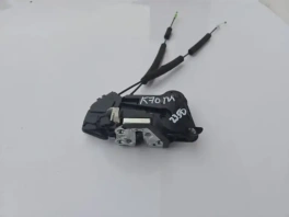 Замок передней левой двери Toyota Camry 70 XV70 оригинал 6904053140 общий вид