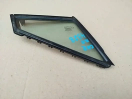 Оригинальная форточка двери Toyota C-HR 2020 правая OEM 68125-F4010 на авторазборе
