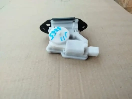 Замок двери багажника nissan qashqai j11 2013-2021  