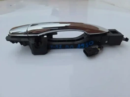 Ручка двери передняя правая Nissan X-Trail T32 80640-4CM0B общий вид