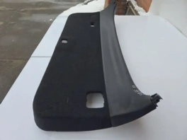 Оригинальная обшивка двери багажника Lexus RX 4 2015-2023 OEM 64780-48090-C1 вид сверху