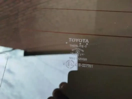 Стекло крышки багажника toyota rav4 50 xa50 2018-  