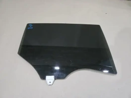 Стекло заднее правое Mazda 3 2013-2019 OEM BBM1-28-710B на складе