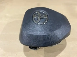 Подушка безопасности в руль Toyota Corolla Cross 2020 OEM 73950-0R010 общий вид спереди