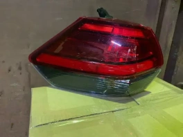 Задний левый фонарь в крыло Ниссан Х-Трейл T32R 26555-6FP0A в отличном состоянии