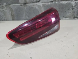 Правый фонарь в крышку багажника Hyundai Tucson TL 2018-2021 OEM 92403N9510 в наличии