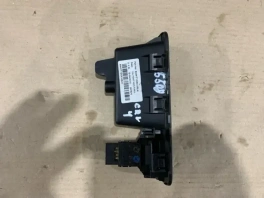 84212T0AJ31 кнопка открывания багажника Хонда CR-V 4 RM состояние отличное
