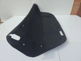 Оригинальная обшивка двери багажника Toyota Camry 70 XV70 64701-06160