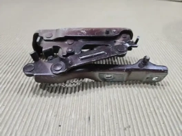 Петля капота левая Kia Sorento Prime UM OEM 79210-C2000 на складе