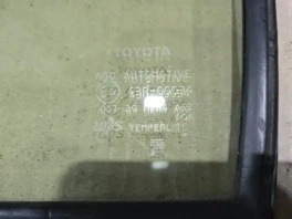 Передняя левая форточка двери Toyota Prius 4 XW50 2015-2023 OEM 63111-47030 общий вид