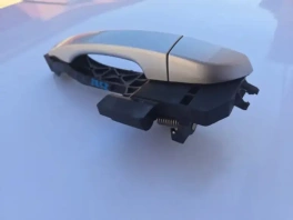 задняя левая ручка двери Hyundai Tucson TL 2015-2021 83651-D3000 общий вид