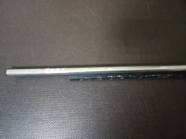 Бархотка передней правой двери Toyota Corolla E210 (E210) 68170-02260 вид спереди