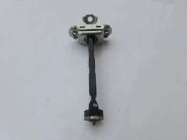 /upload/iblock/47a/1evvyrpq90d1wr6d0pchd6cb0c1wksig.webp ограничитель двери Toyota C-HR 2020- правый OEM 68630-F4020 общий вид