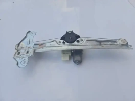 Задний левый стеклоподъемник Nissan Qashqai J11 OEM 82701HV00C с авторазбора