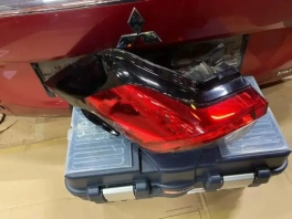 Фонарь в крыло toyota rav4 50 xa50 2018- задн. лев.