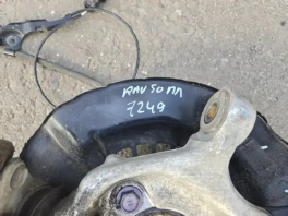 Кулак поворотный toyota rav4 50 xa50 2018- перед. лев.