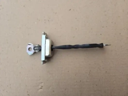 Оригинал ограничителя передней правой двери Toyota RAV4 50 XA50 (OEM 68610-42060) на складе