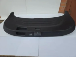 Обшивка двери багажника Hyundai Santa Fe 4 TM 2018-2023 OEM 81710-S1100-NNB общий вид