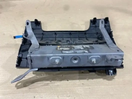 Подушка безопасности в колени toyota rav4 40 xa40 2012-2019  