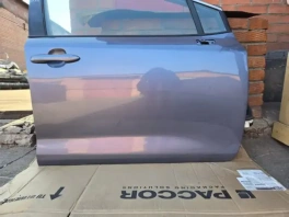 Дверь toyota corolla e210  2020- перед. прав.