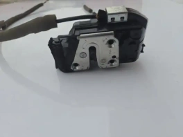 Задний правый замок двери Infiniti Q50 V37 82500-4GR0A на проверке