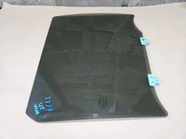 Заднее стекло двери правый Nissan Juke F15 2010-2019 с авторазбора 917800472 общий вид
