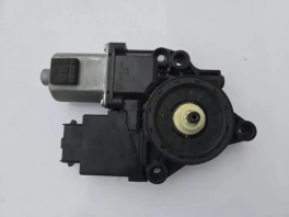 Передний правый мотор стекло подъемника Хендай Туссан TL OEM 82460-D3010