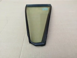 Форточка правой задней двери Тойота RAV4 50 XA50 OEM 68123-42190 общий вид