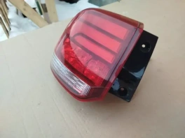 Задний левый фонарь в крыло Mitsubishi Outlander 3 GF OEM 8330B173