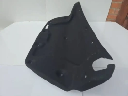 Оригинальная обшивка двери багажника Toyota Camry 70 XV70 64701-06160