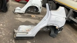 задняя левая четверть hyundai santa fe 4 tm 73111-2w000 общий вид детали