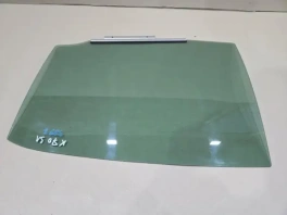 Заднее левое стекло двери Toyota Camry 70 XV70 62721-06010 общий вид