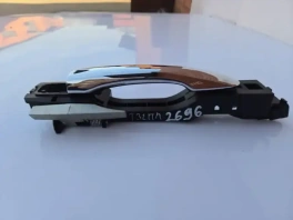 Оригинальная ручка двери передняя левая Nissan X-Trail T32R 2013-2021 OEM 80640-4CM0B общий вид контрактной запчасти