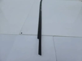 Бархотка двери Toyota Corolla E210 OEM 75720-02490 общий план спереди