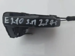 Замок двери toyota corolla e210  2020- задн. прав.